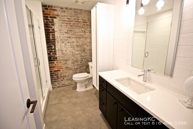 Building Photo - ATLAS Lofts