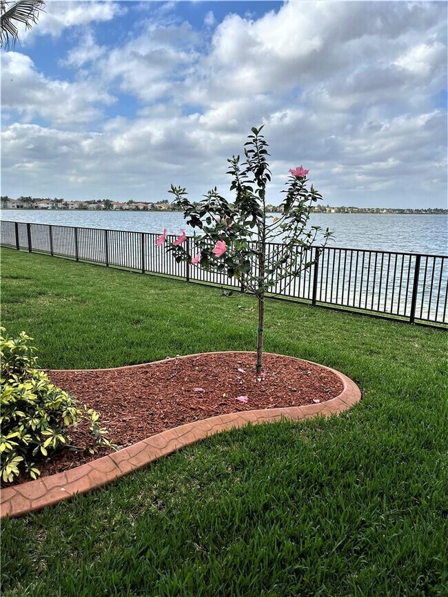 Building Photo - 17989 SW 54th St