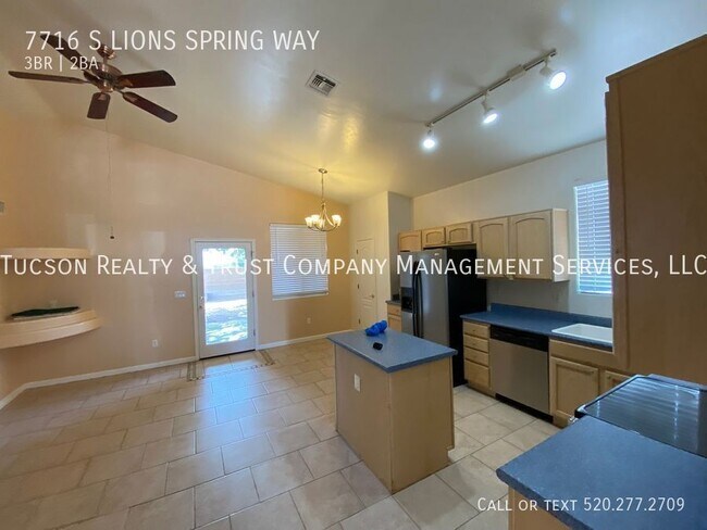 Building Photo - 7716 S Lions Spring Way
