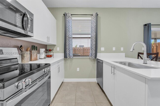 Building Photo - 23082 SW 129th Pl