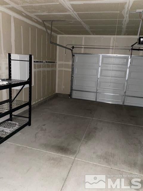 Building Photo - 175 Walnut Dr