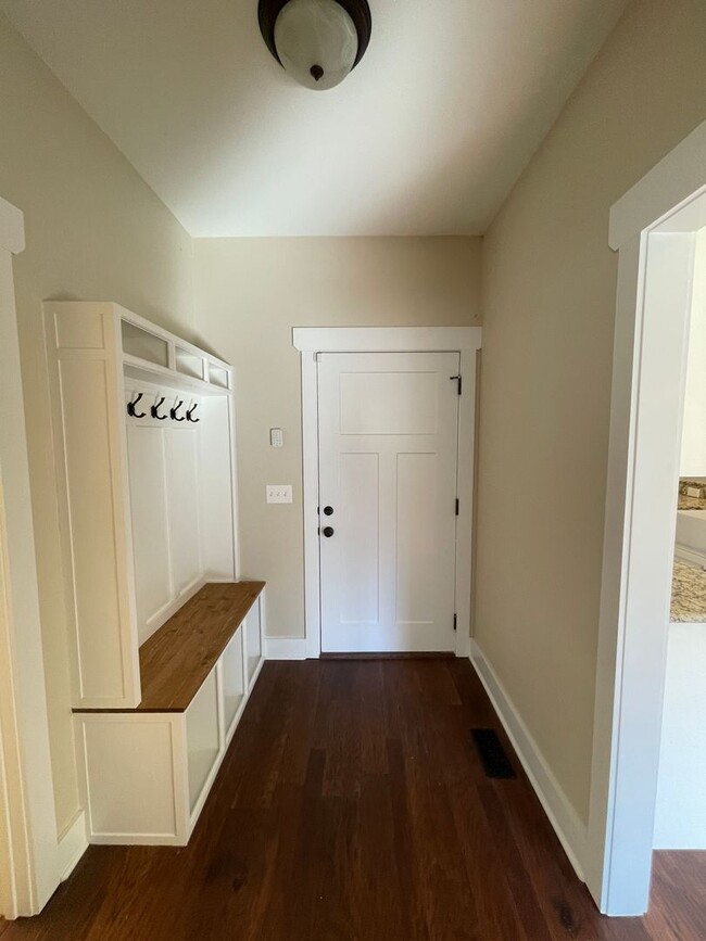 Building Photo - Murfreesboro / Rockvale Country Home 23 pl...