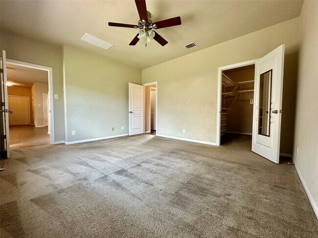 Building Photo - 11111 Kingsnorth Dr
