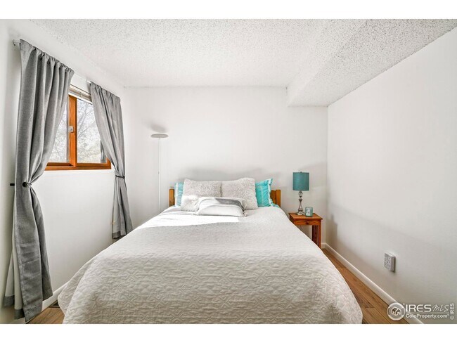 Building Photo - 6545 Kalua Rd