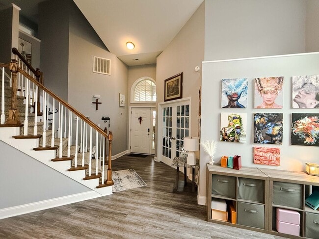 Building Photo - 7019 Laurinburg Rd