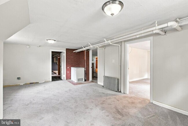 Building Photo - 133 Warrenville Rd