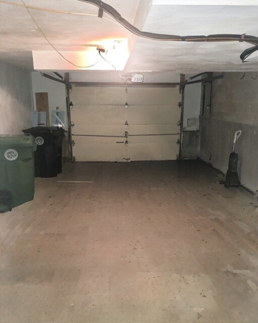 Building Photo - 3 Circuit Ln