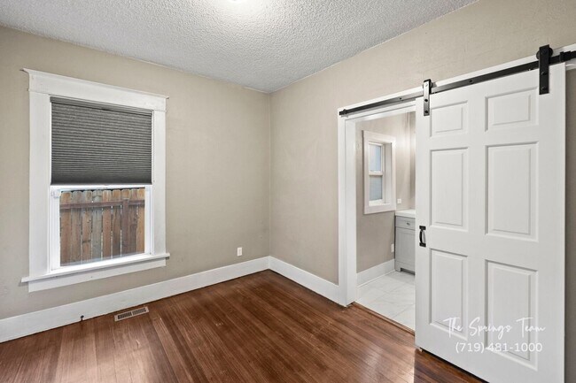 Building Photo - 1130 W Colorado Ave
