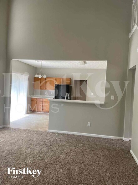 Building Photo - 7910 W Shore Cir