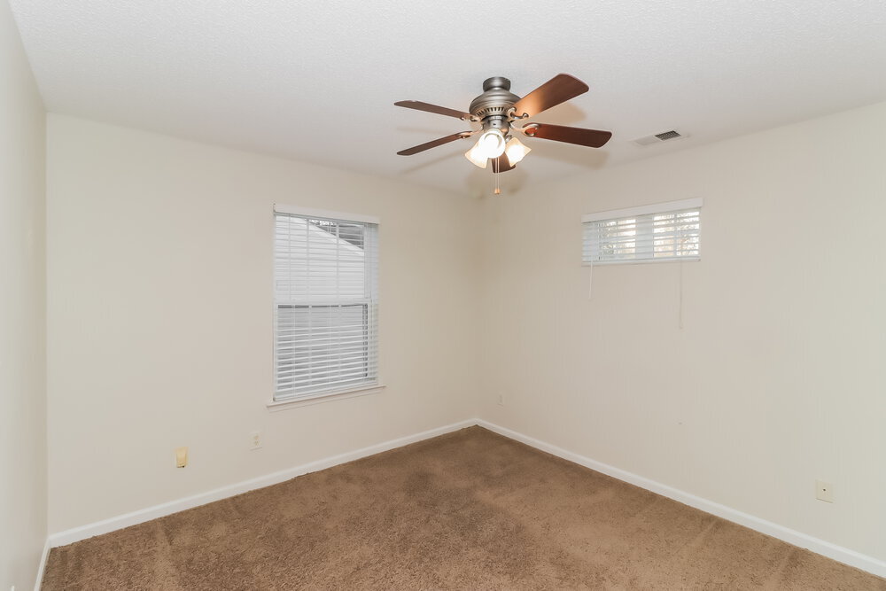 Building Photo - 1317 Crestfield Ct