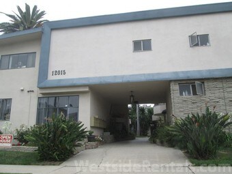 Building Photo - 12015 Lamanda St