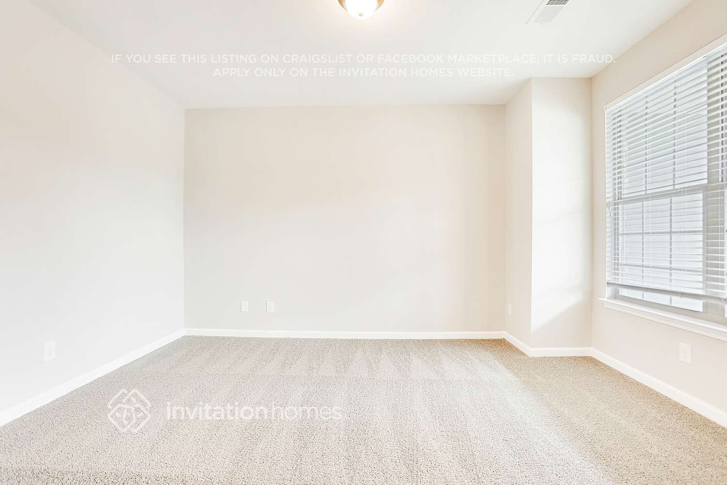 Building Photo - 170 Echols Way