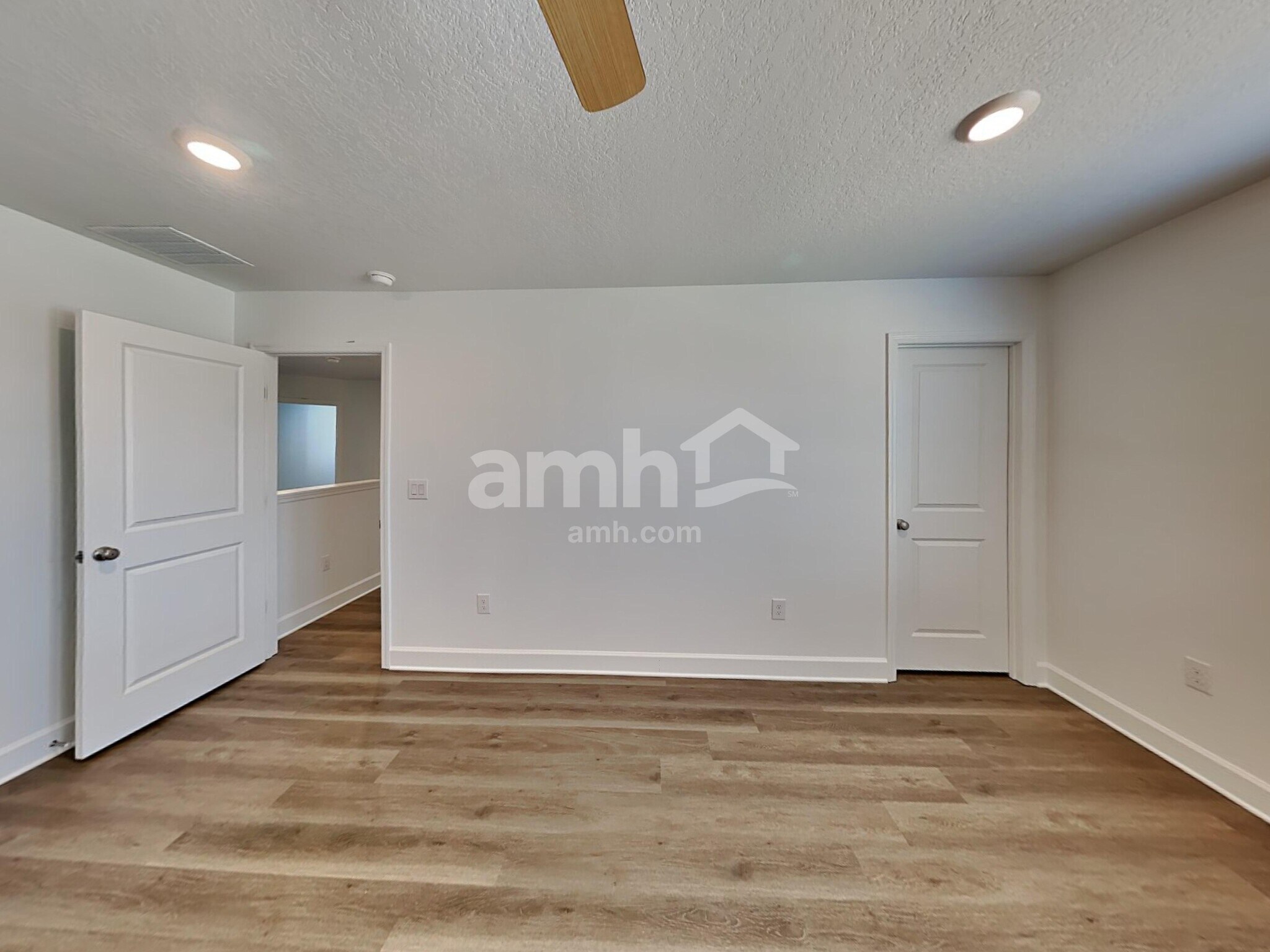 Building Photo - 37756 Dusty Saddle Ln