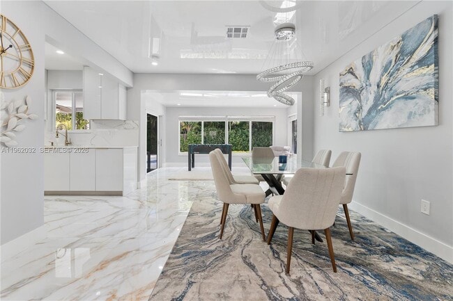 Building Photo - 4440 NE 17th Ave