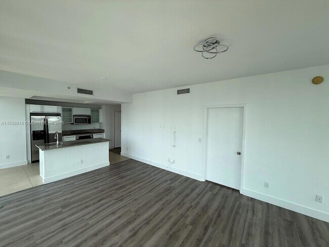 Building Photo - 888 Biscayne Blvd