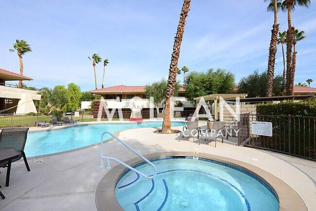 Building Photo - NEWLY REMODELED - One Bedroom Condo