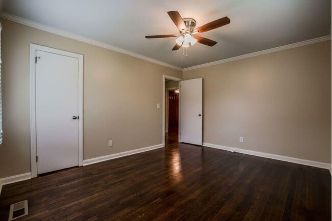 Building Photo - 817 Gertrude Pl NW