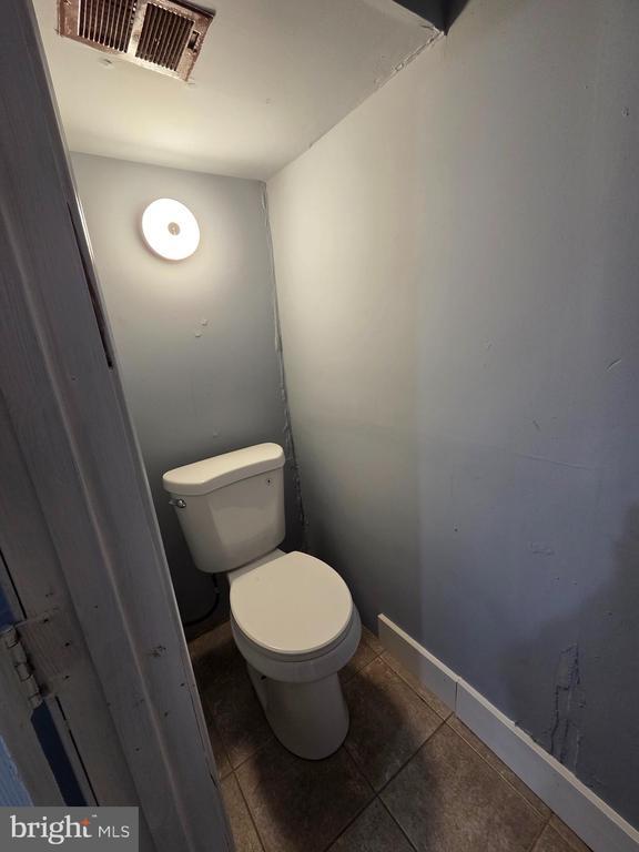 Building Photo - 8044 Mars Pl