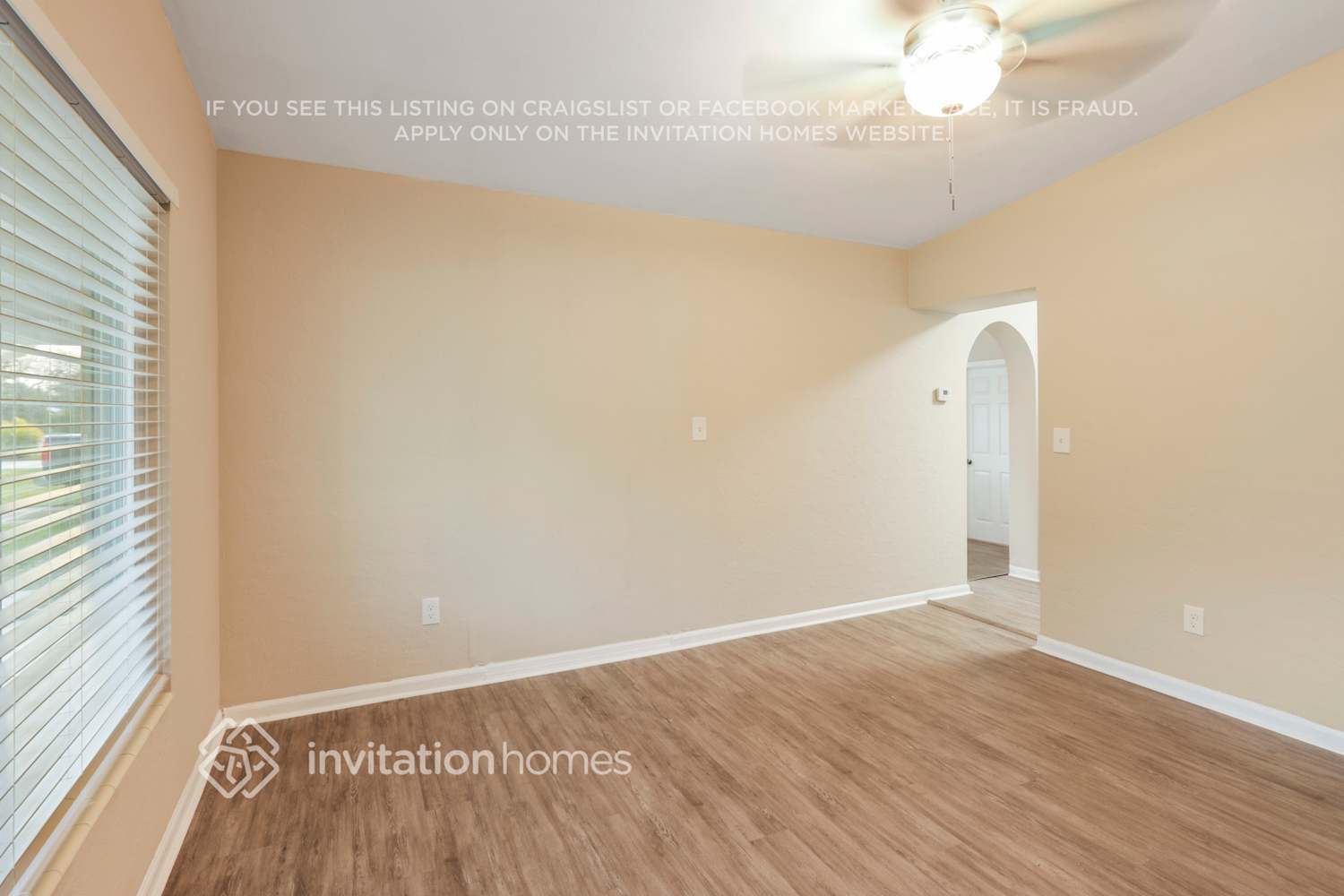 Building Photo - 1320 54th Ave N