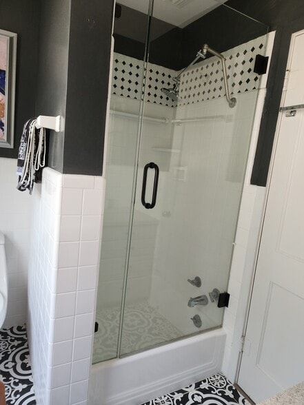Master shower with princess tub. - 117 Trout Ave