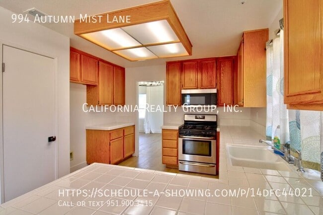 Building Photo - 994 Autumn Mist Ln