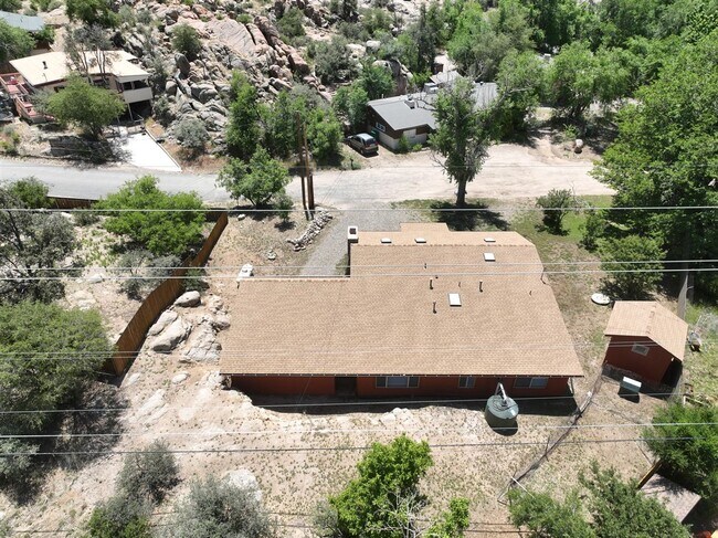 Building Photo - Nestled In the Granite Dells!