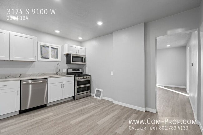 Building Photo - 3174 S 9100 W