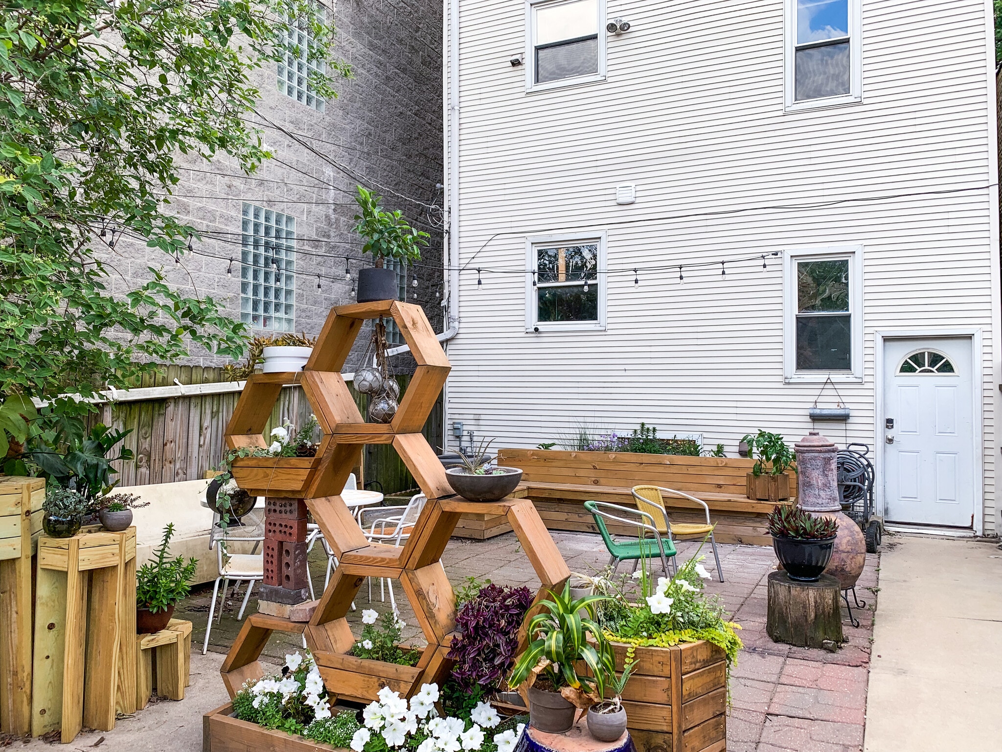 Building Photo - 1409 North Campbell Avenue