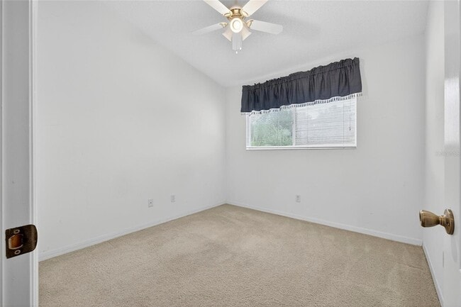 Building Photo - 245 Hemingway Dr