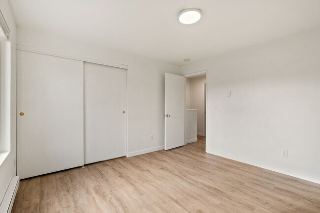 Building Photo - 5427 NE Killingsworth St