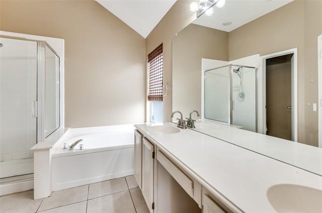 Building Photo - 1800 Corvallis Ct