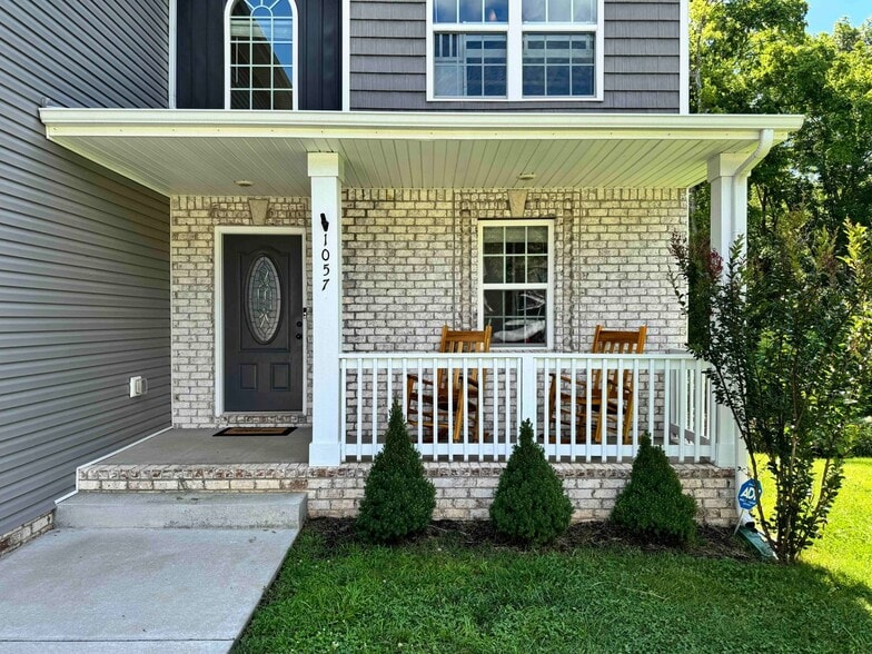 Building Photo - 1057 Brightwood Ct