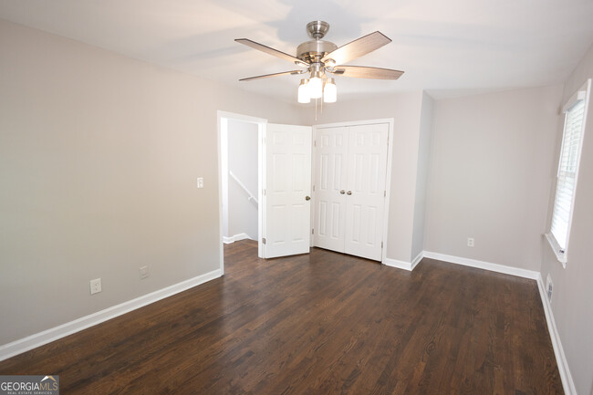 Building Photo - 2689 Collier Dr NW