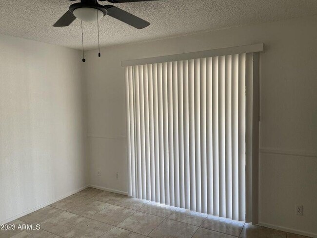 Building Photo - 1242 W Carla Vista Dr
