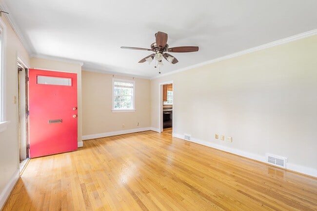 Building Photo - Great Home in the Near West End for Rent