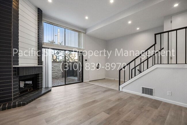 Building Photo - Lush and Lavish Three Bedroom Neatly Tucked Away In The Villa Vallarta Townhouse Community