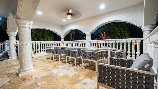 Building Photo - 13751 Pine Meadow Ct