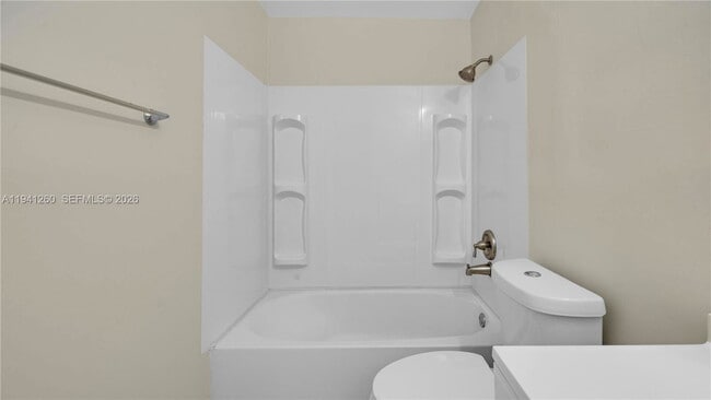 Building Photo - 5225 Mayo St