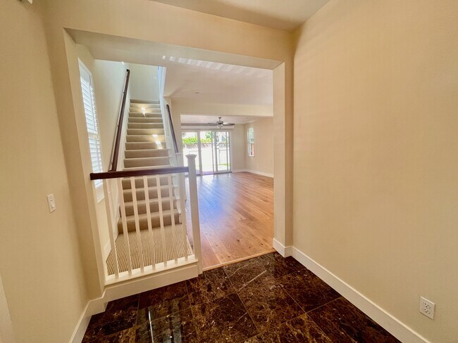Building Photo - 212 Shumway Ln