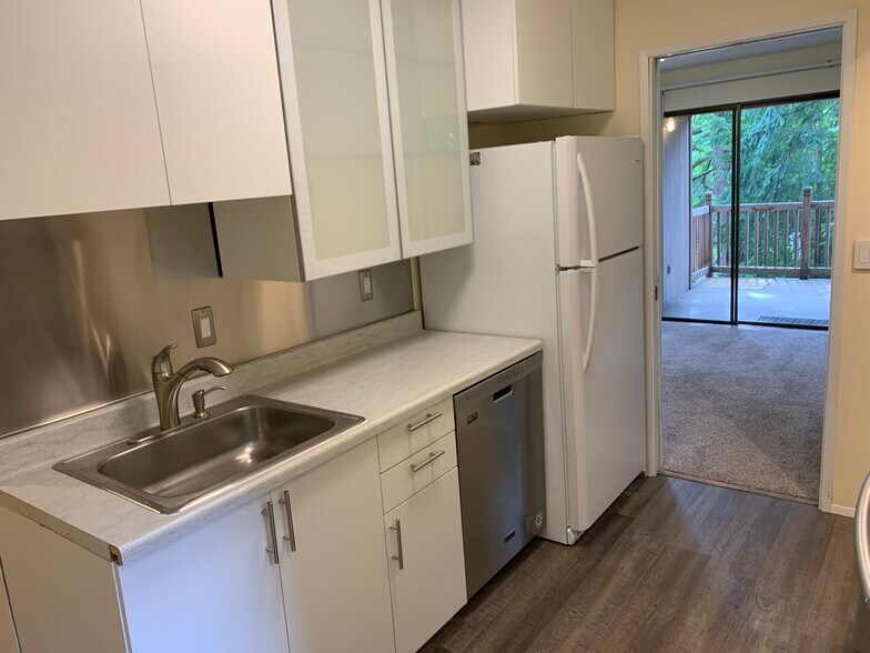 Kitchen - 19124 61st Place NE