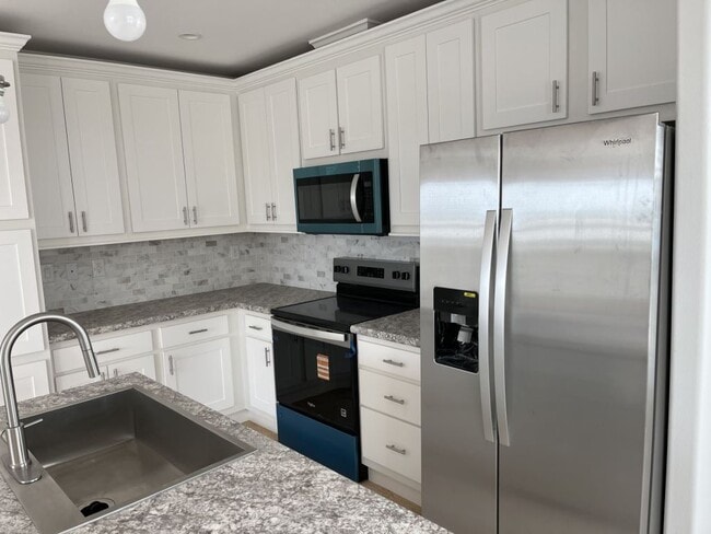 Building Photo - 508 Outer Dr