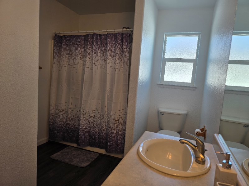 Building Photo - 2821 Village Park Dr