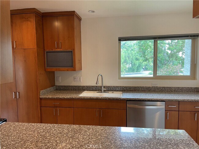 Building Photo - 4714 Park Granada