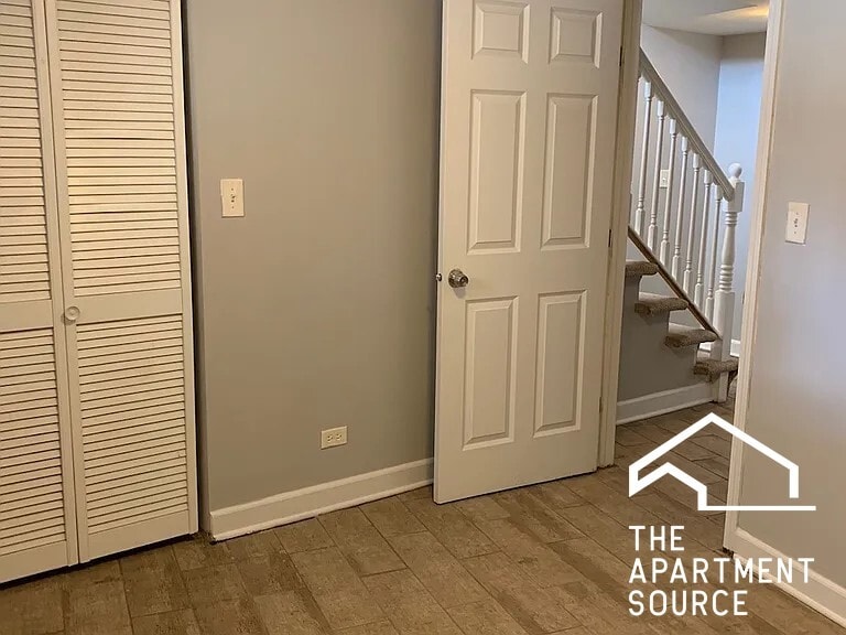 Building Photo - 1619 W Wallen Ave