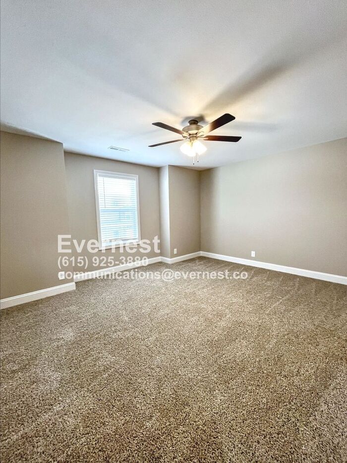 Building Photo - 3385 Polly Dr