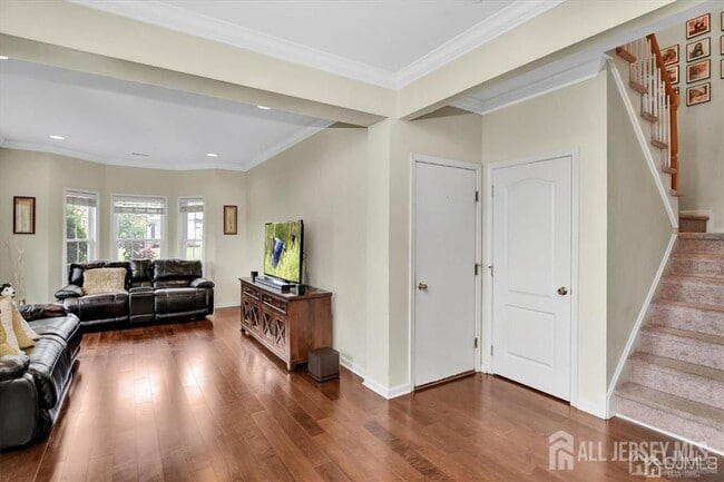 Building Photo - 90 Morgan Way