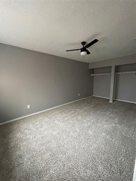 Building Photo - 723 Pebble Beach Dr