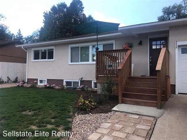 Primary Photo - 4 br, 3 bath House - 1622 Marquita Ave