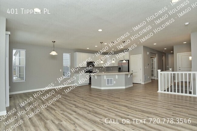 Building Photo - 401 Tippen Pl