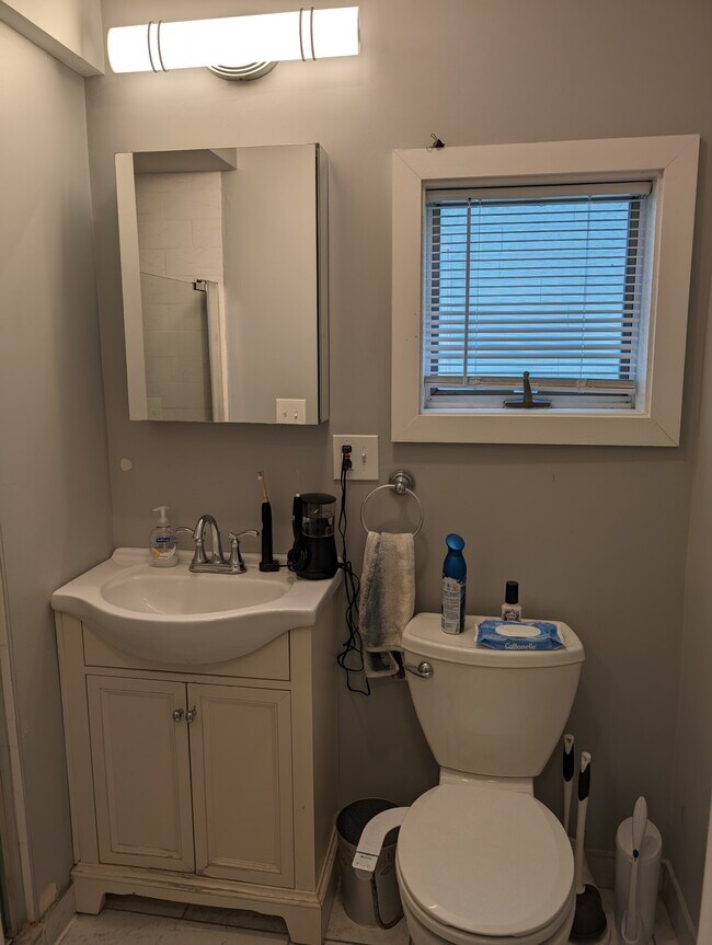 Building Photo - 11 Kearney St